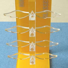 眼镜道具有机玻璃展架示例9